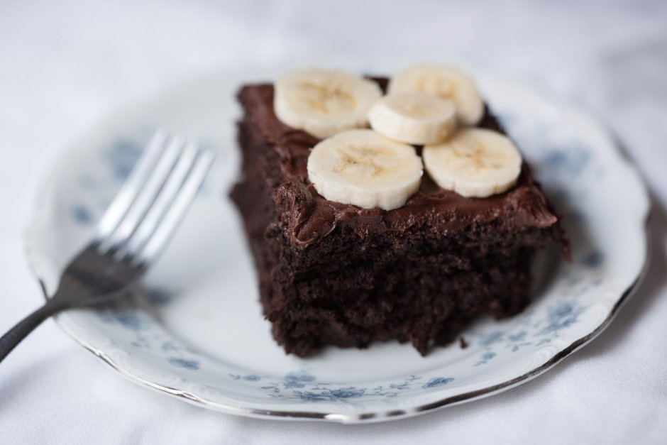 Шоколадно банановое пирож