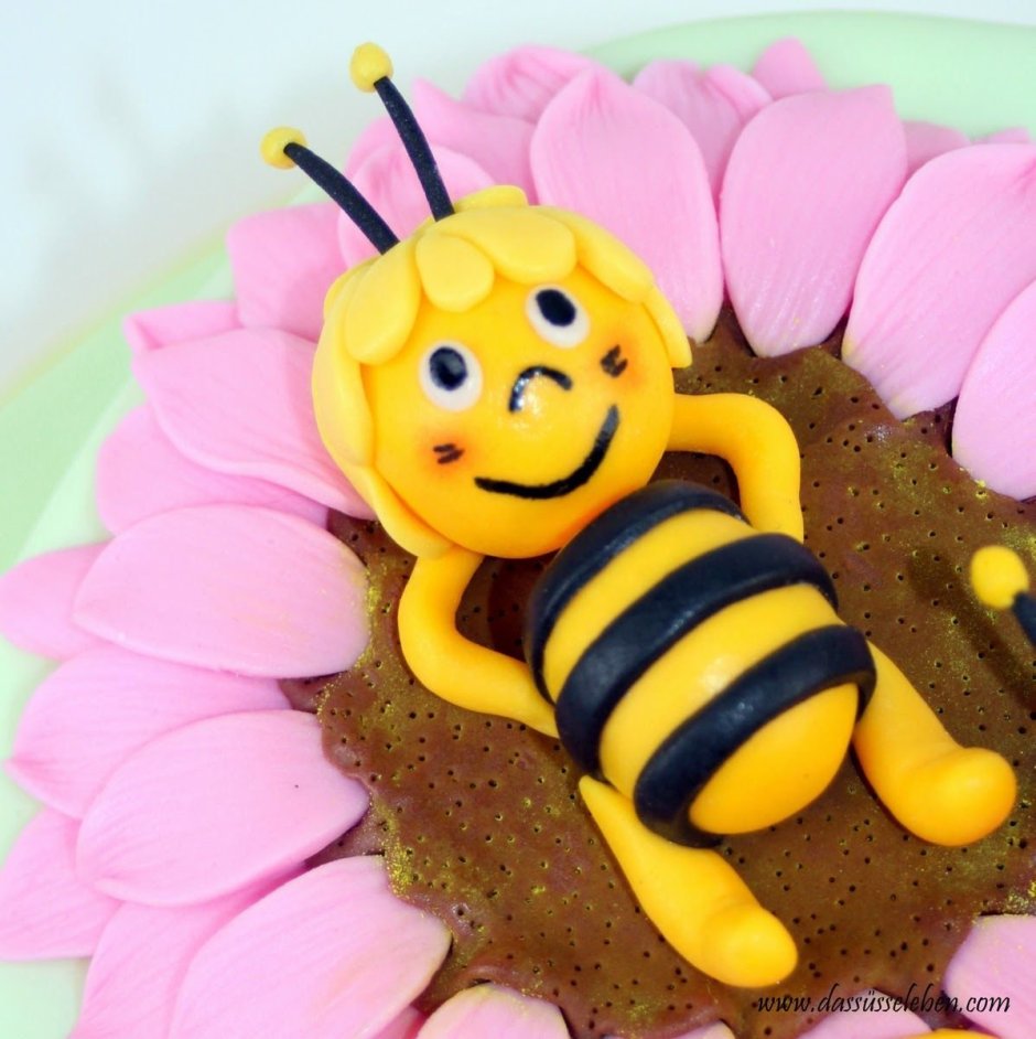 Торт Пчелка Азбука вкуса