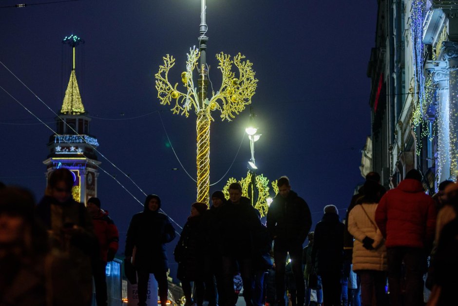 Метро СПБ В новогоднюю ночь