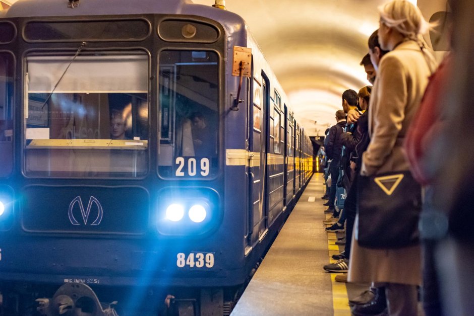 Поезда метро Санкт-Петербурга