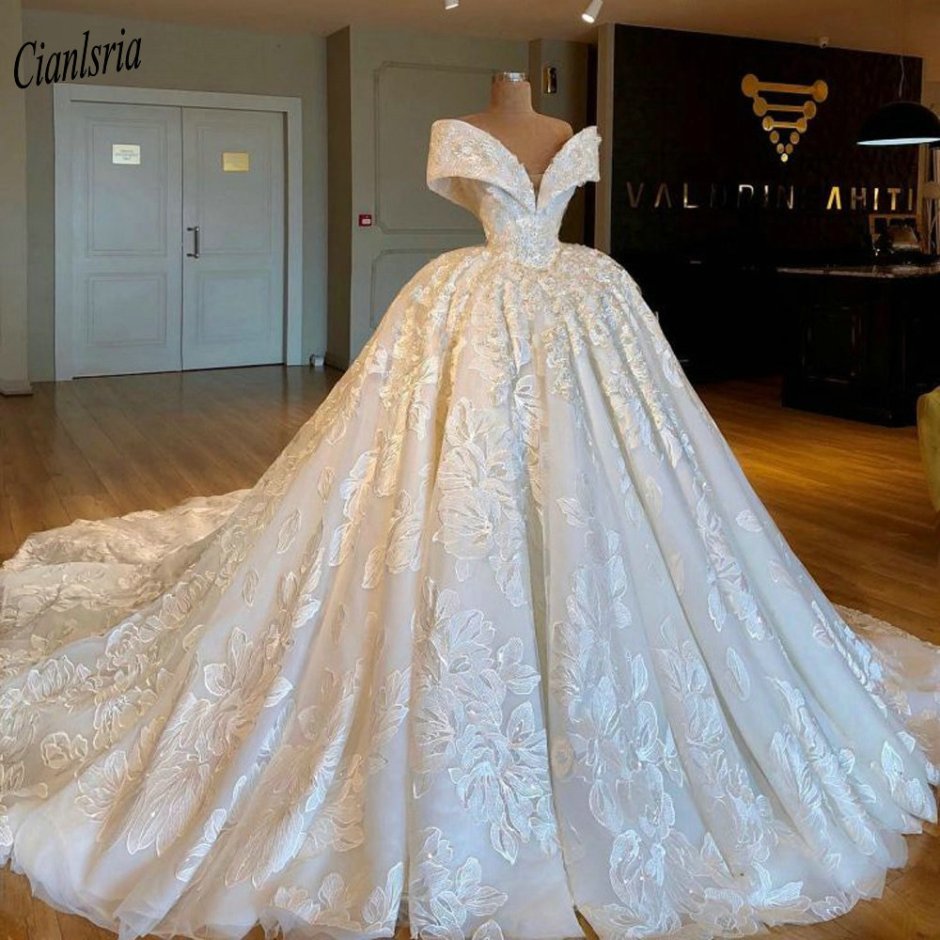 Свадебное платье круглое