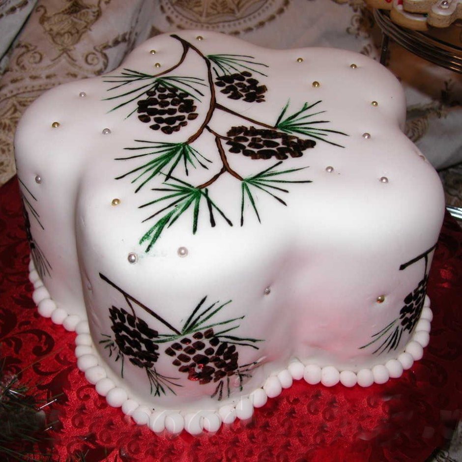 Торт с эльфами новогодний