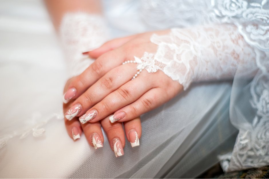 Самые красивые Свадебные ногти наращивание ногтей
