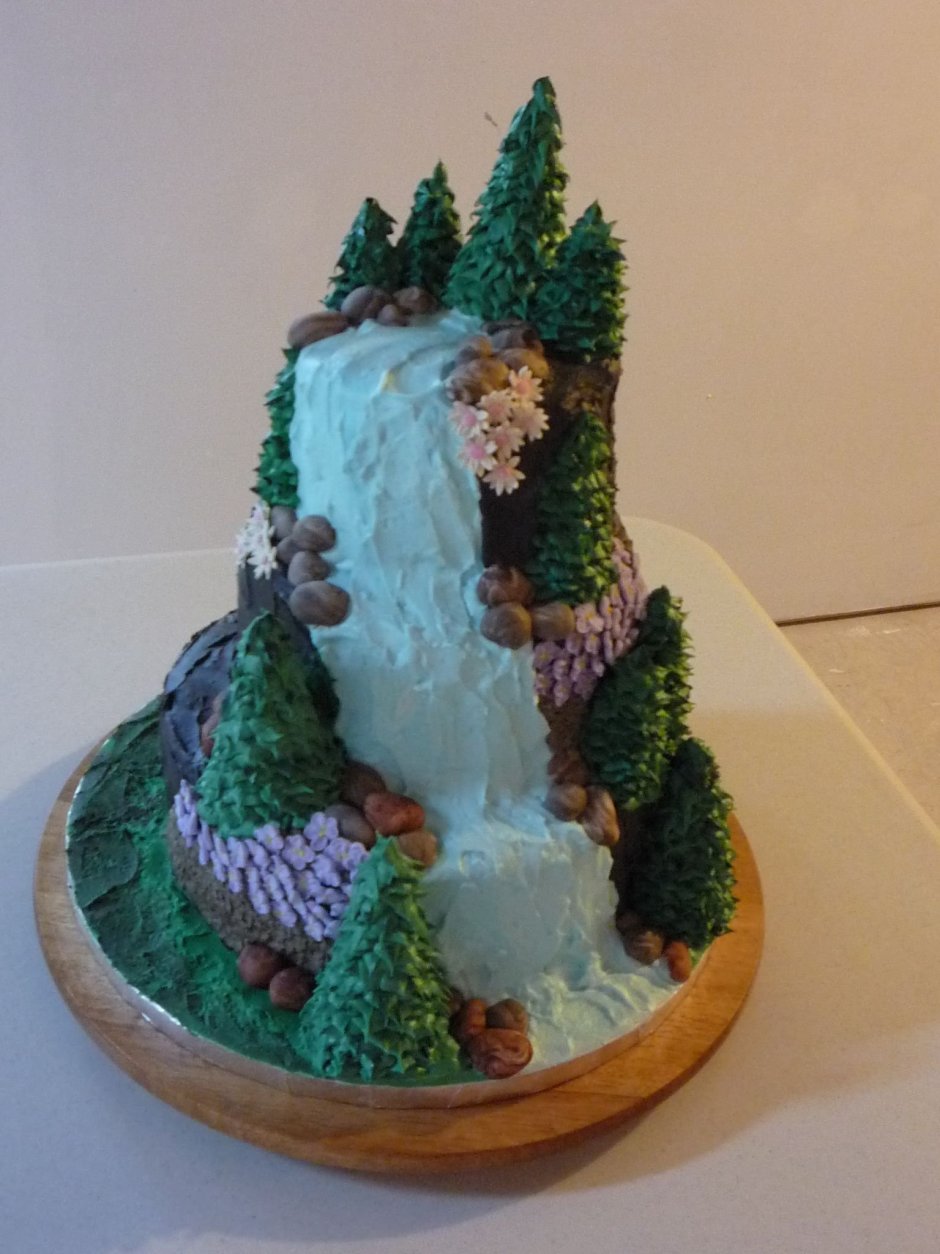 Детский торт с водопадом