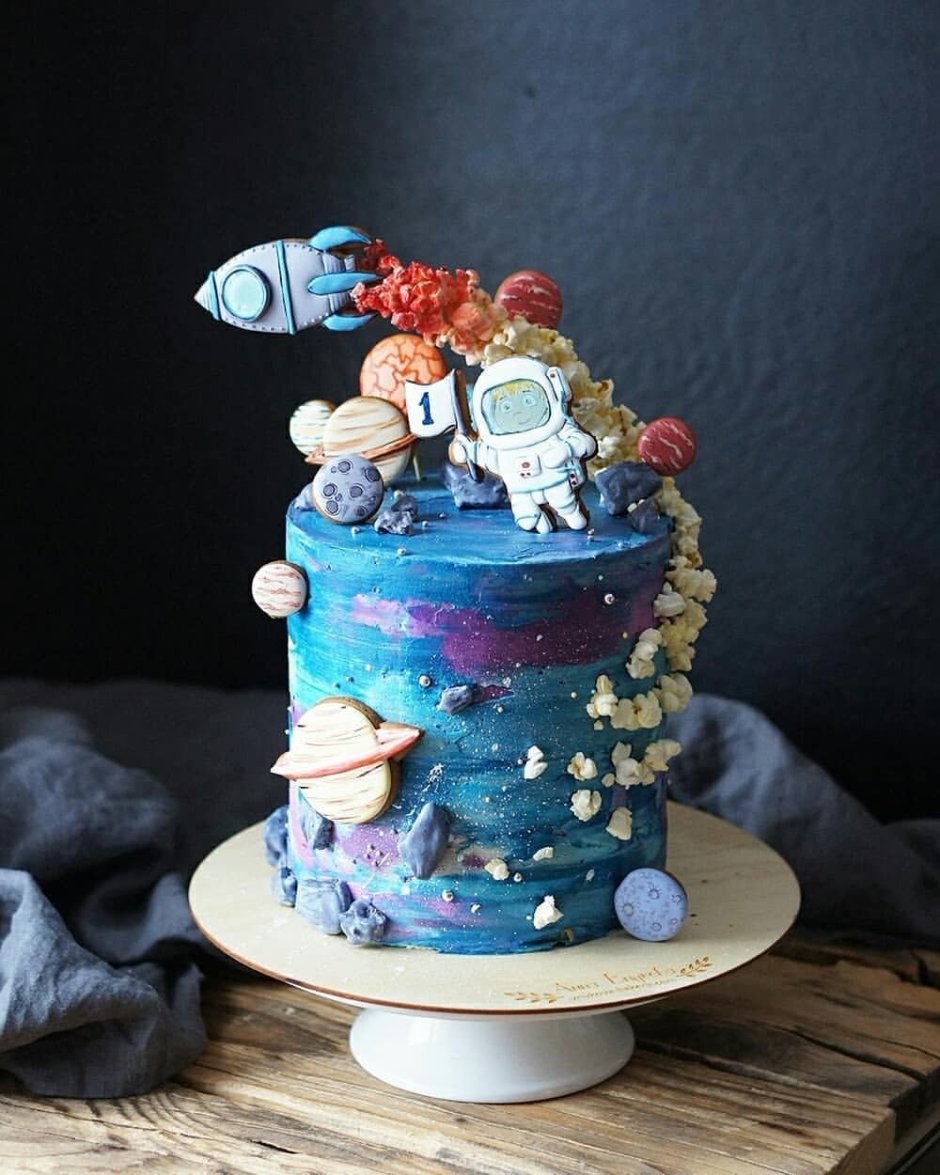 Креативный торт для девушки