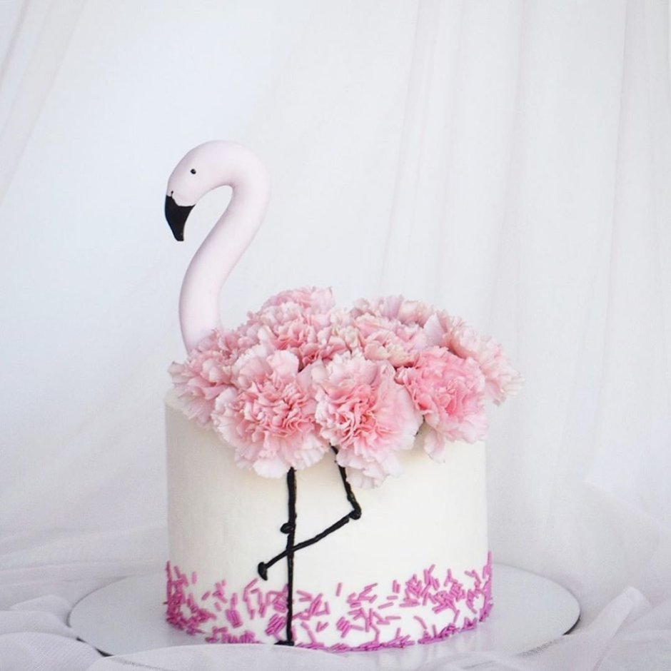 Торт розовый Фламинго