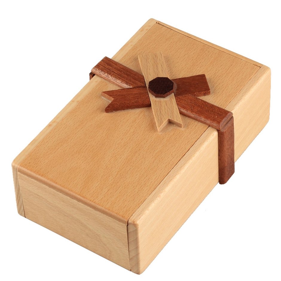 Деревянная коробочка головоломка