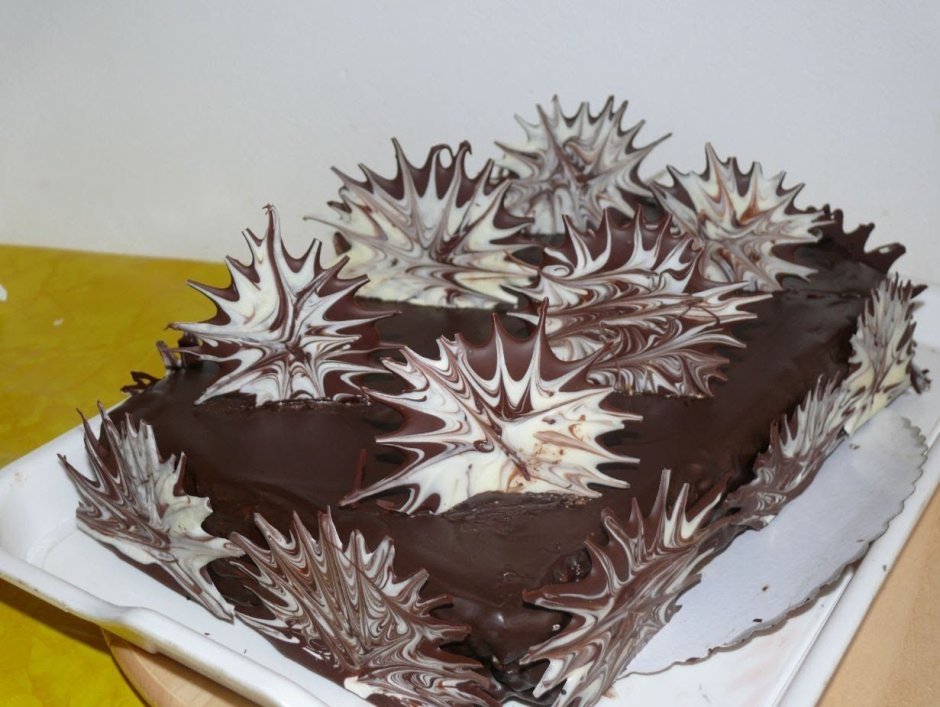 Украшения из шоколада для торта