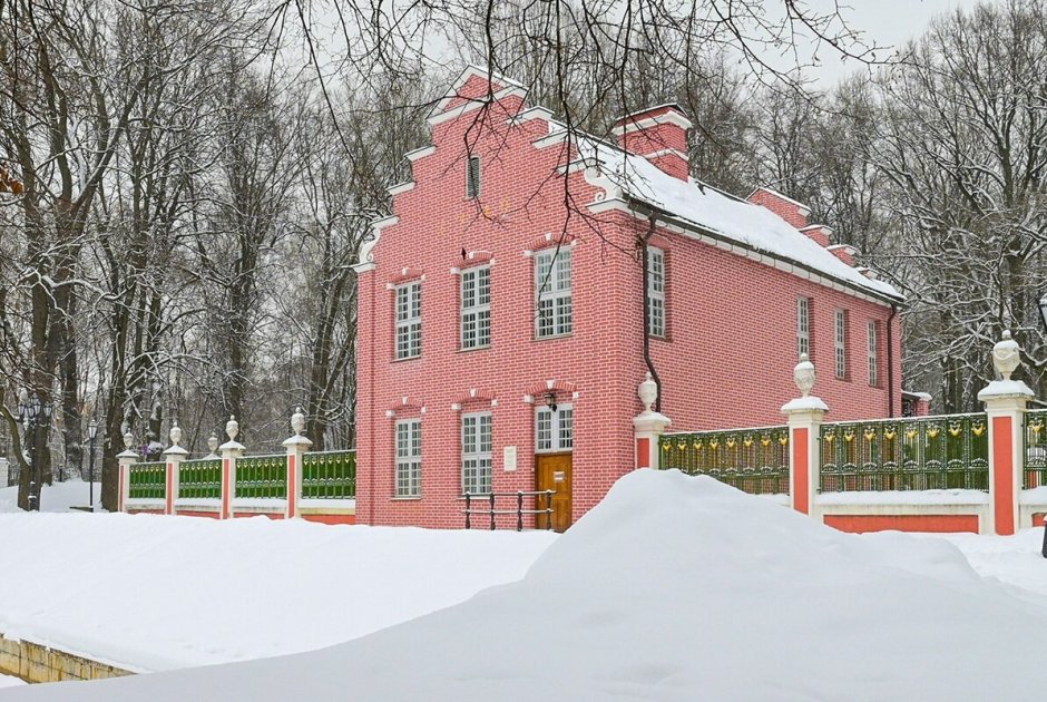 Голландский домик Кусково зима