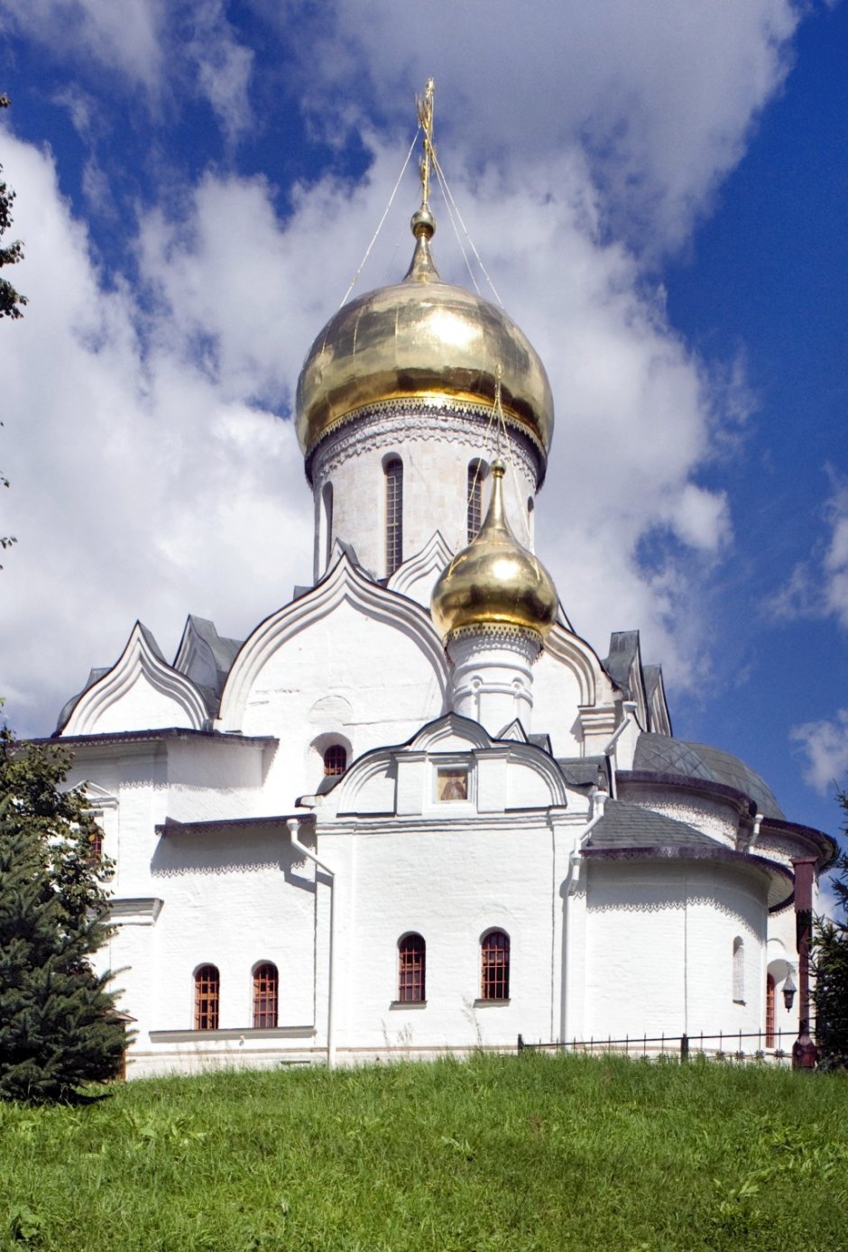 Собор Саввино-Сторожевского монастыря в Звенигороде