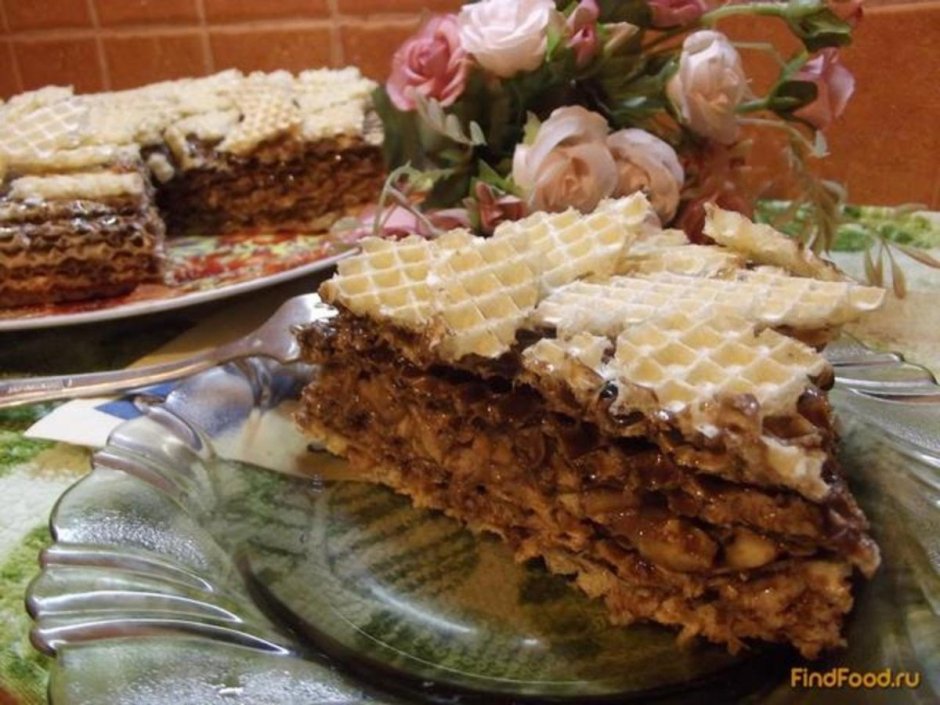 Торт с вафельными коржами и сгущенкой