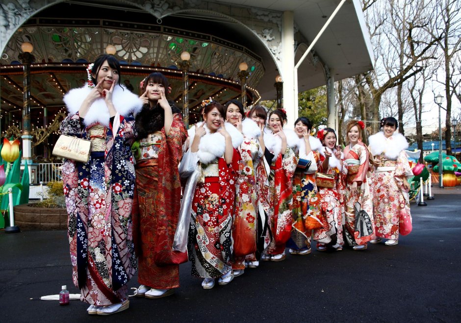 День совершеннолетия в Японии кимоно