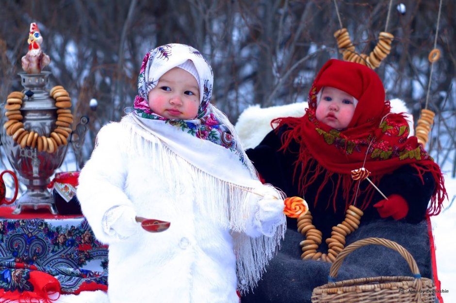 Масленичные гуляния дети