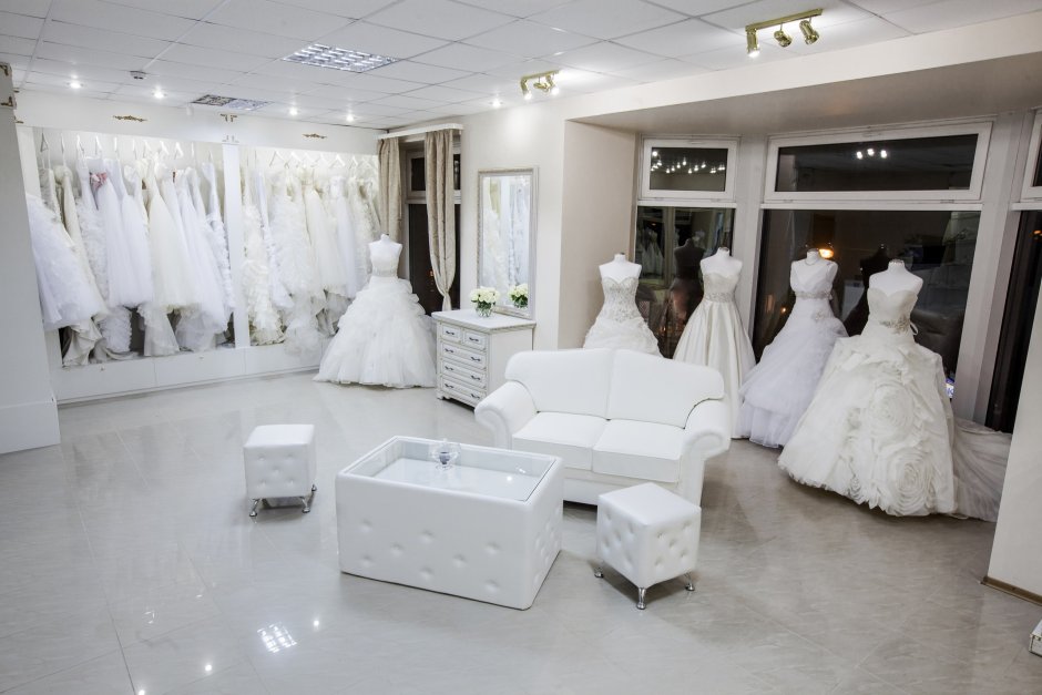 Свадебный салон декор