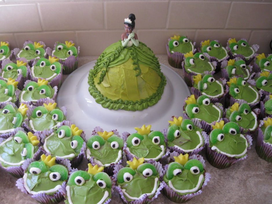 Тортик с лягушками на день рождения