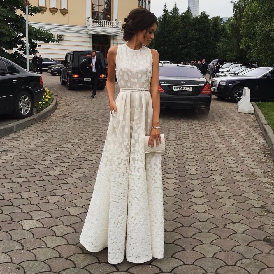Платье белое свадебное длинное