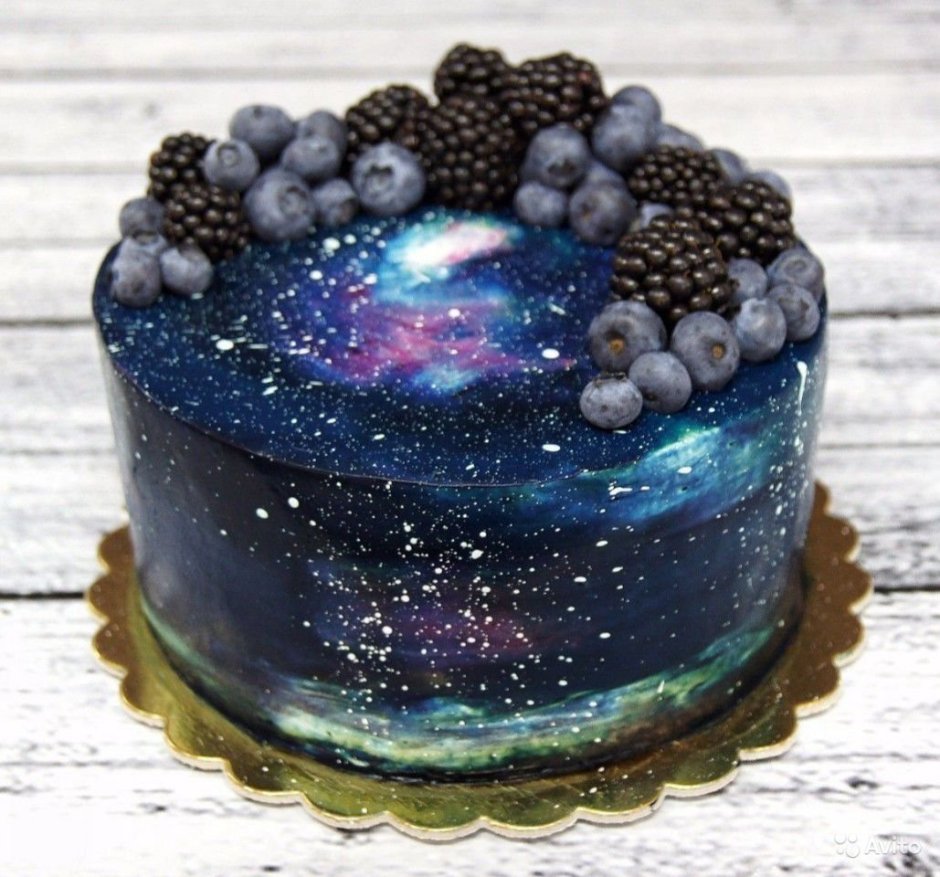 Красивый космический торт