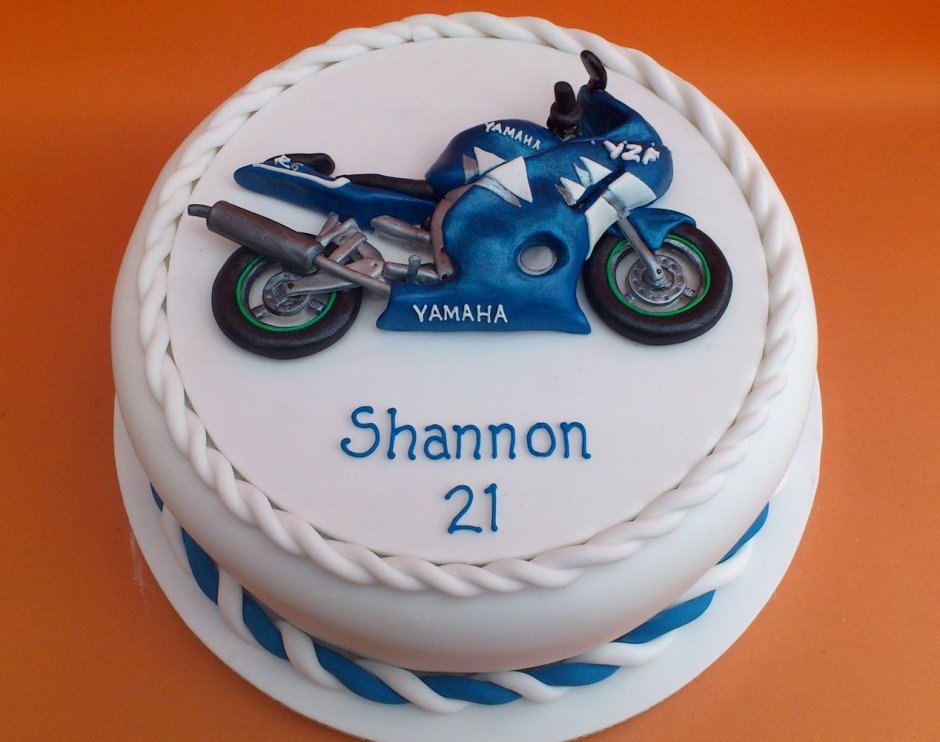 Торт с мотоциклом с днем рождения