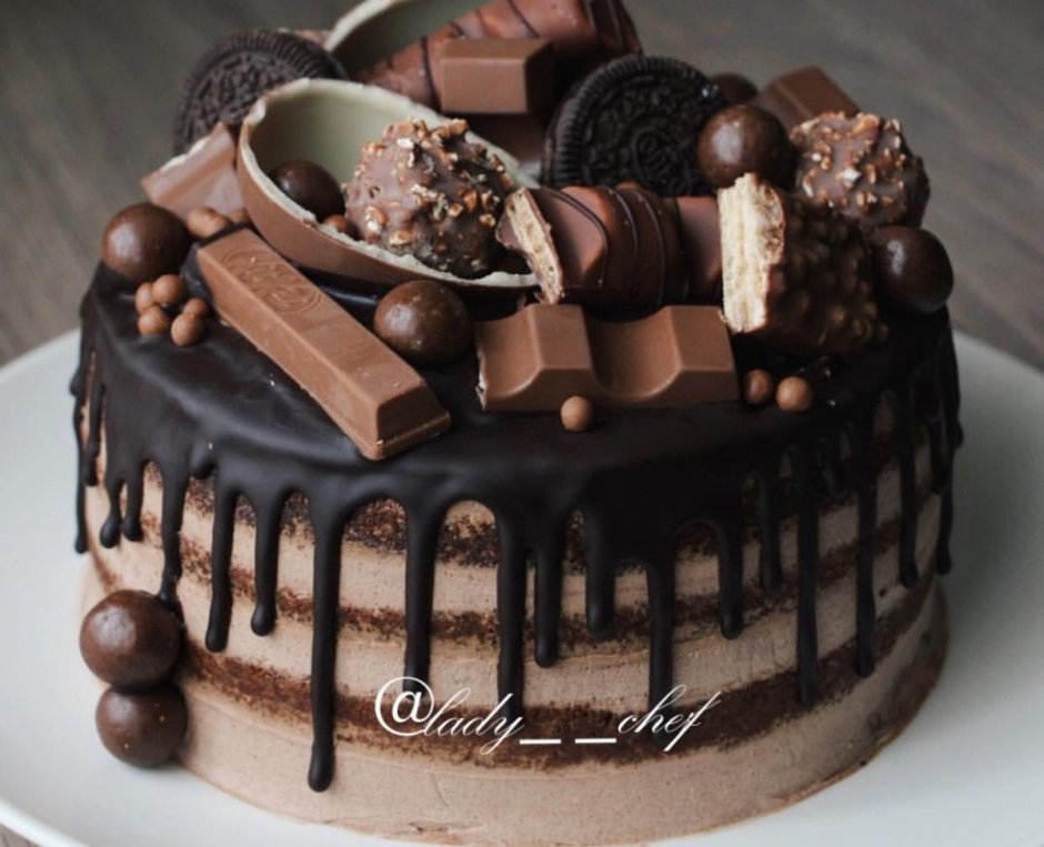Декор шоколадного торта с шоколадными коржами
