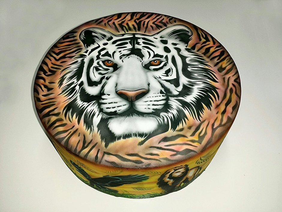 Торт с тигром для мужчины