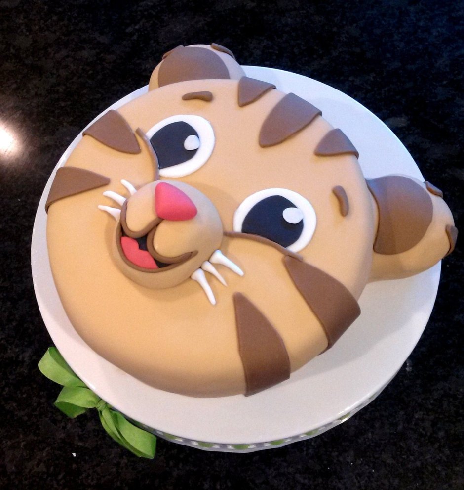 Торт в виде тигренка