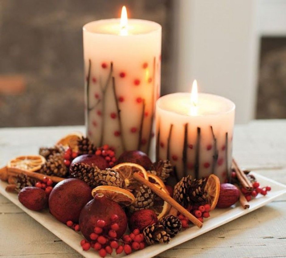 Рождественские коричневые свечи
