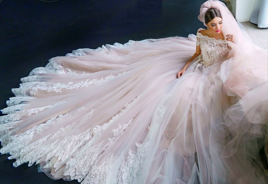 Свадебное платье Бэлль Дисней