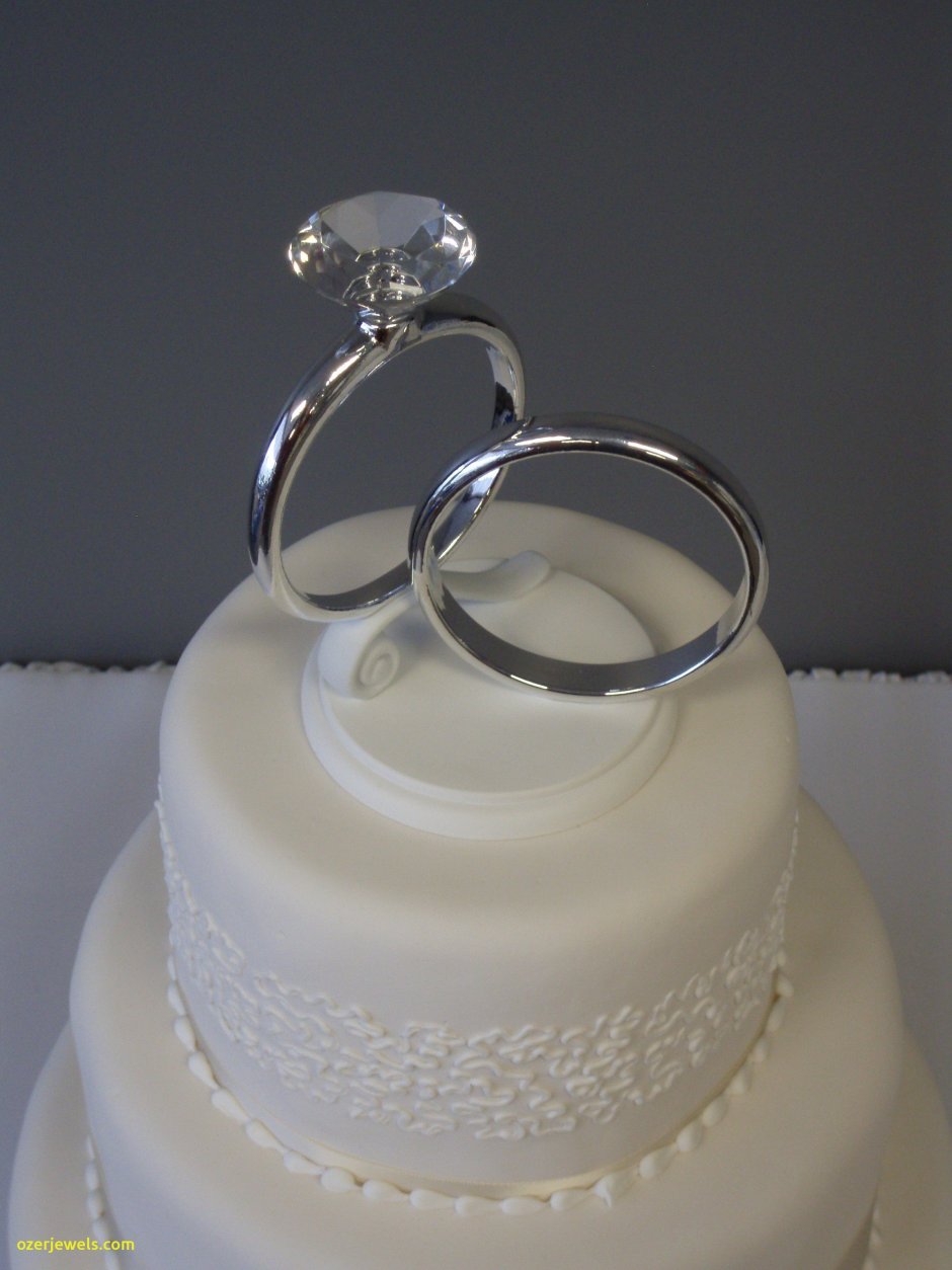 Торт на свадьбу с кольцами
