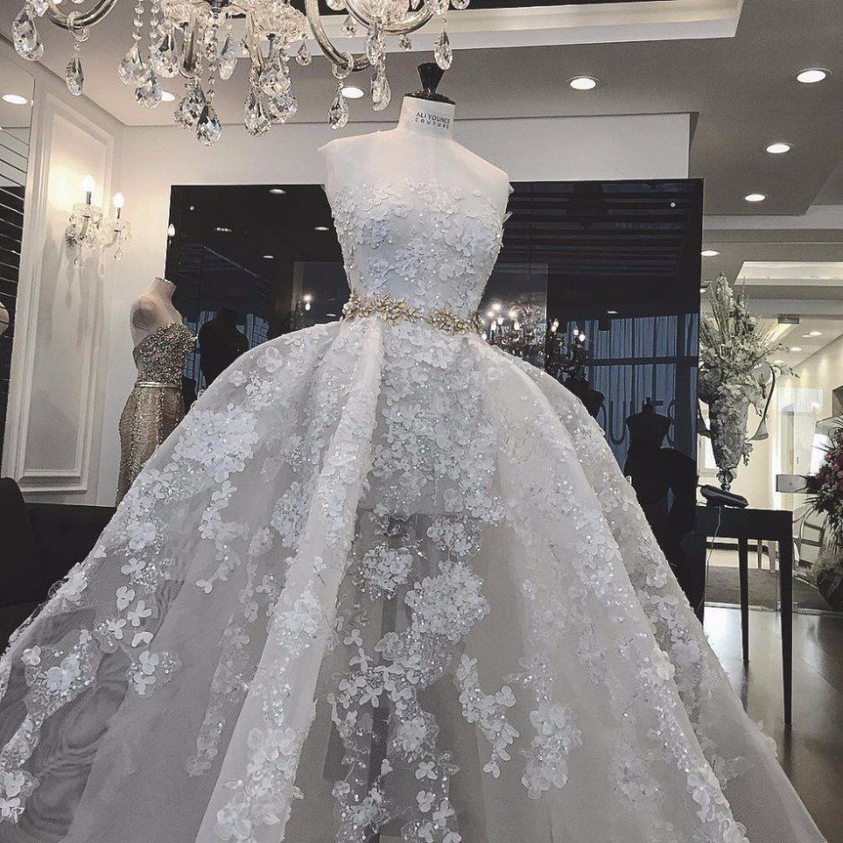 Свадебное платье с алмазами