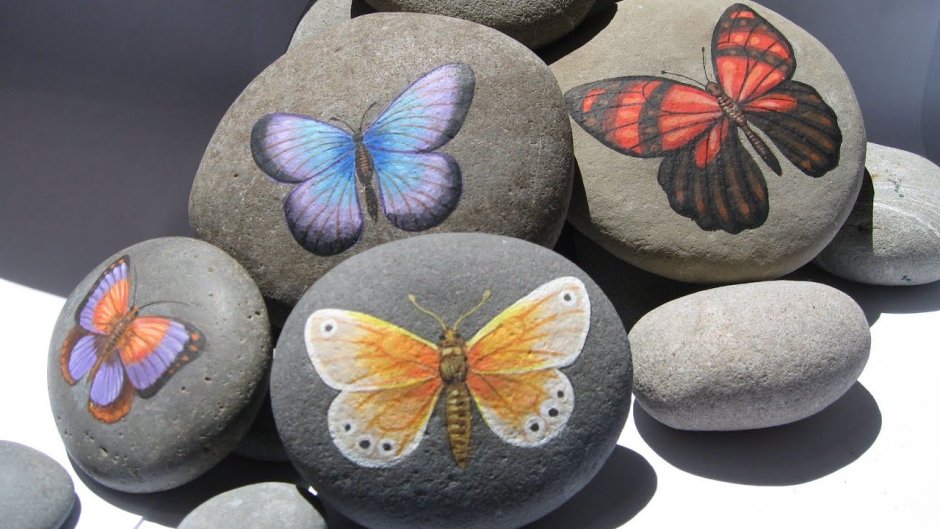 Бабочка на Камне акриловыми красками