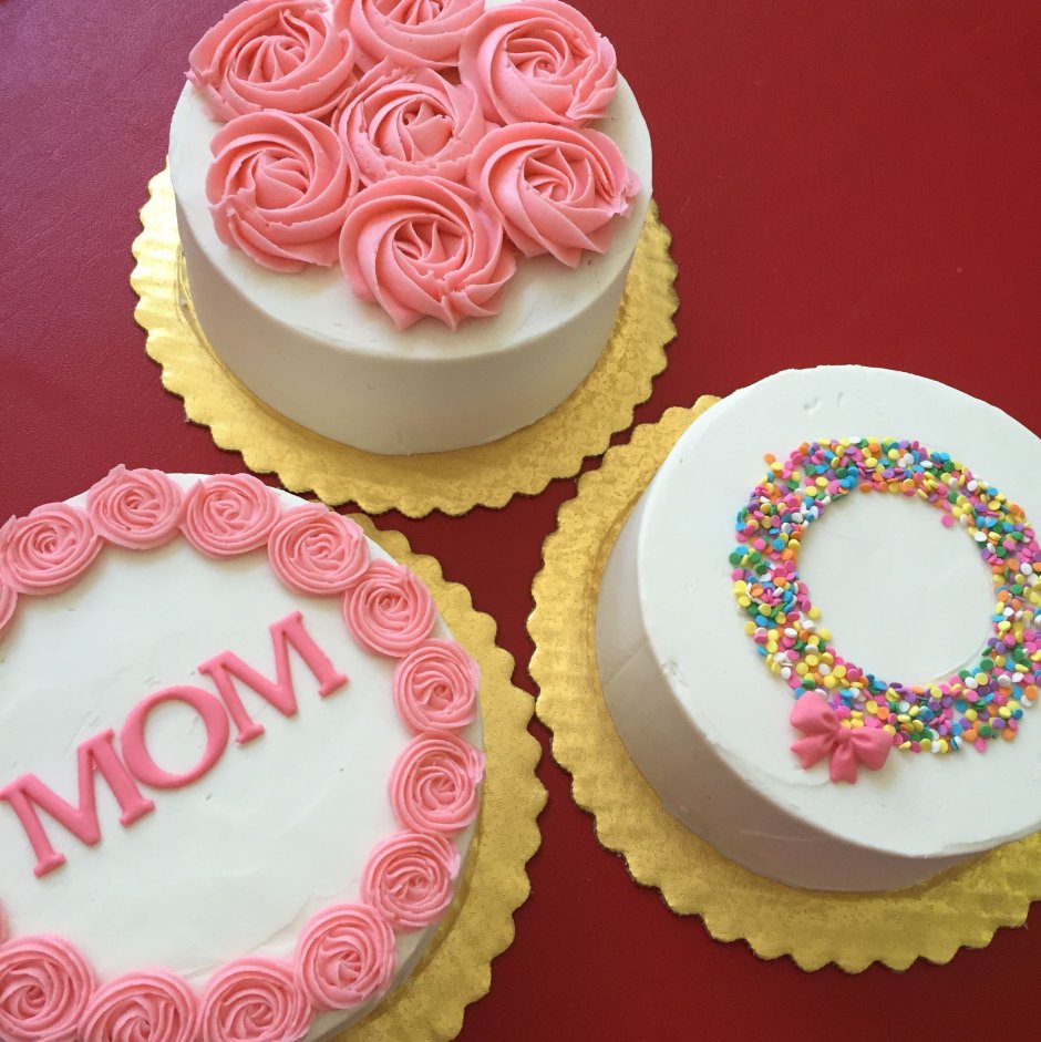 Украшение торта для мамы