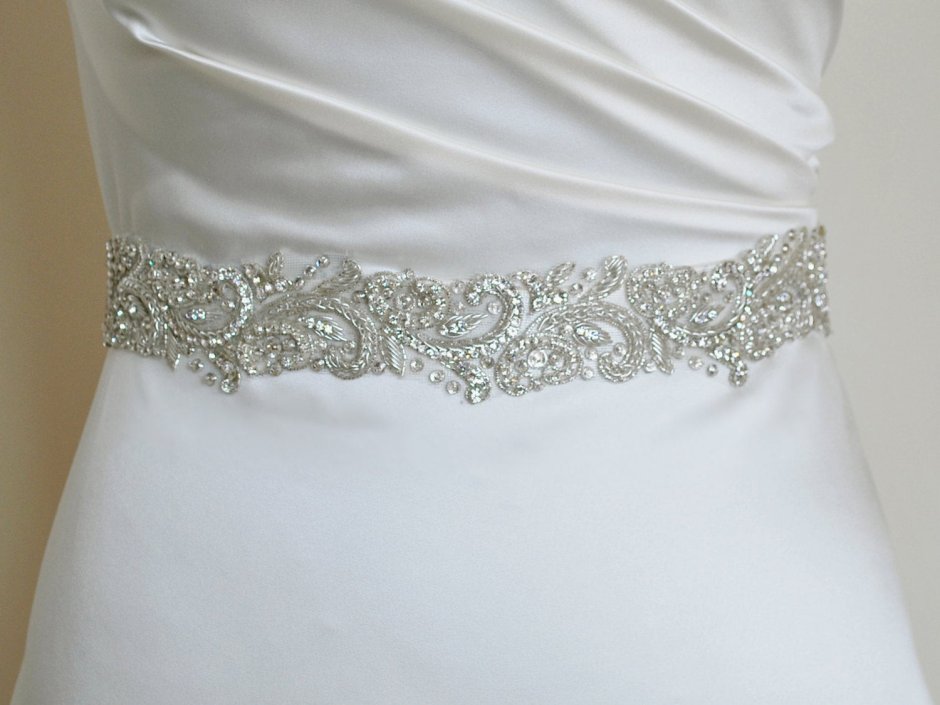Атласный пояс для свадебного платья