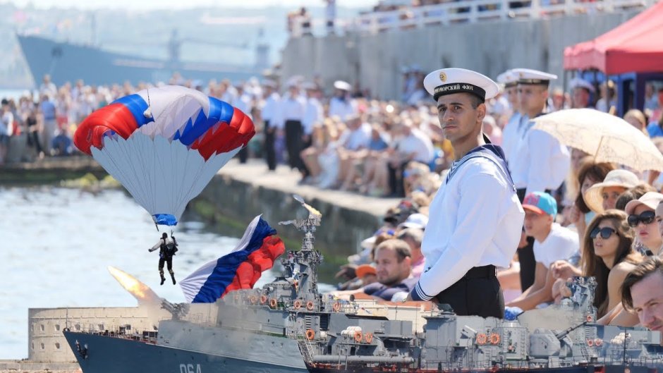 Парад ВМФ В Севастополе