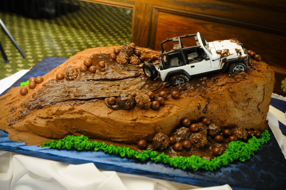 Торт для любителя автомобилей