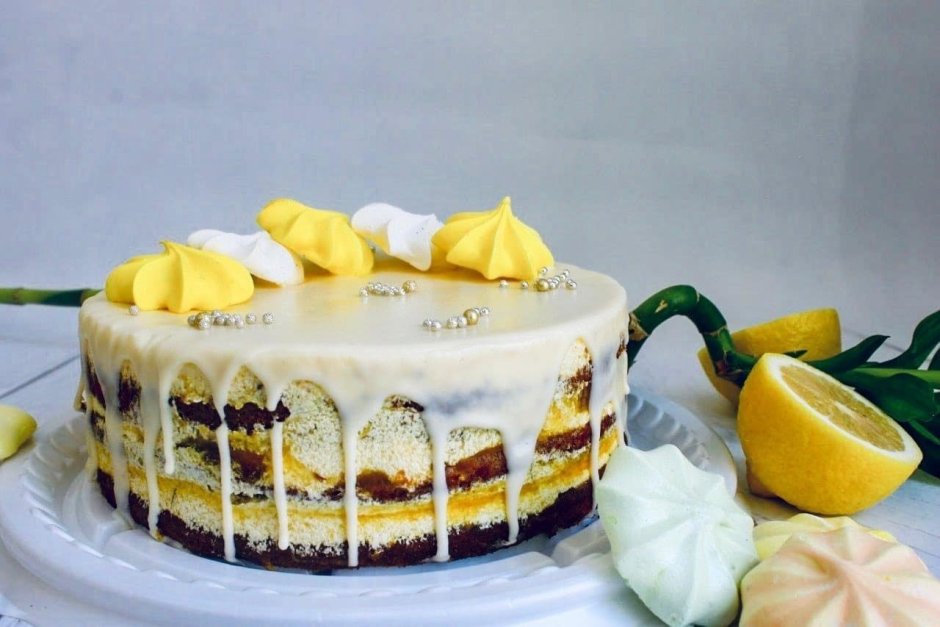 Торт с лимонным курдом и меренгой
