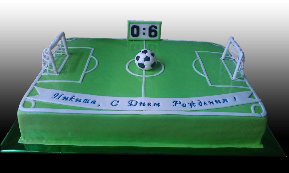 Торт футбольный квадратный