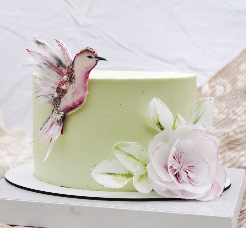 Торт с птицами на свадьбу