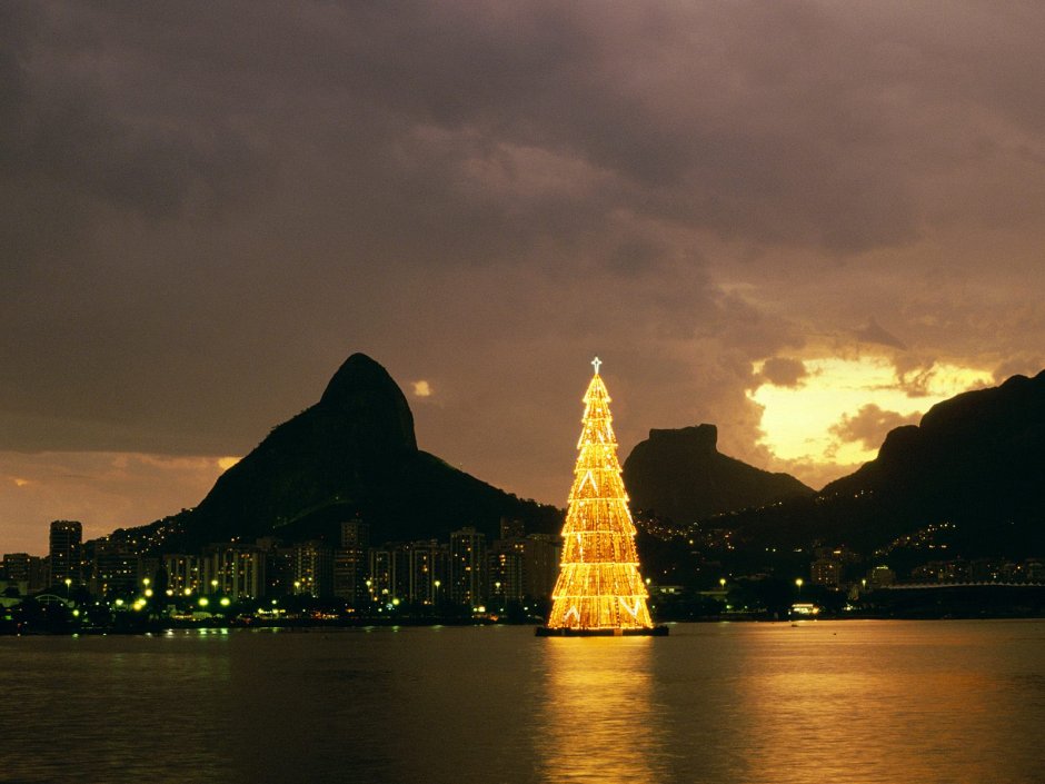 Рио-де-Жанейро, Бразилия елка