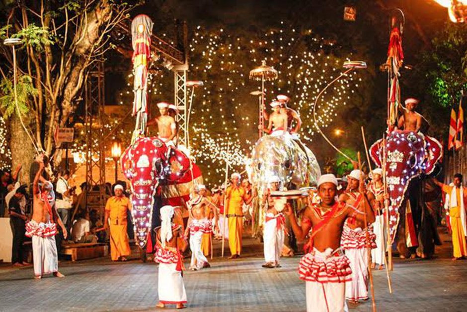 Шри Ланка праздник Перахера