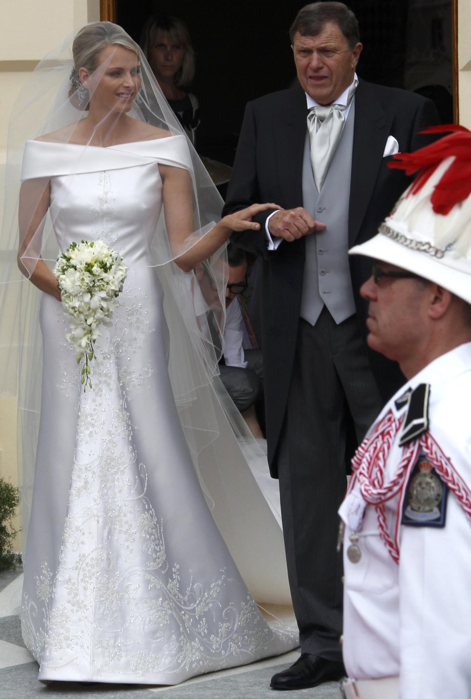 Платье на вторую свадьбу для невесты