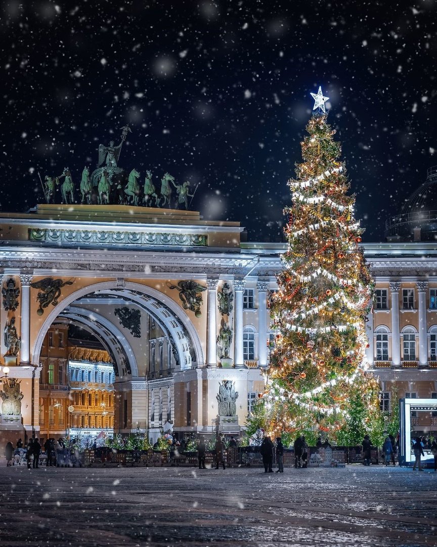 Санкт-Петербург Дворцовая площадь новый год 2019