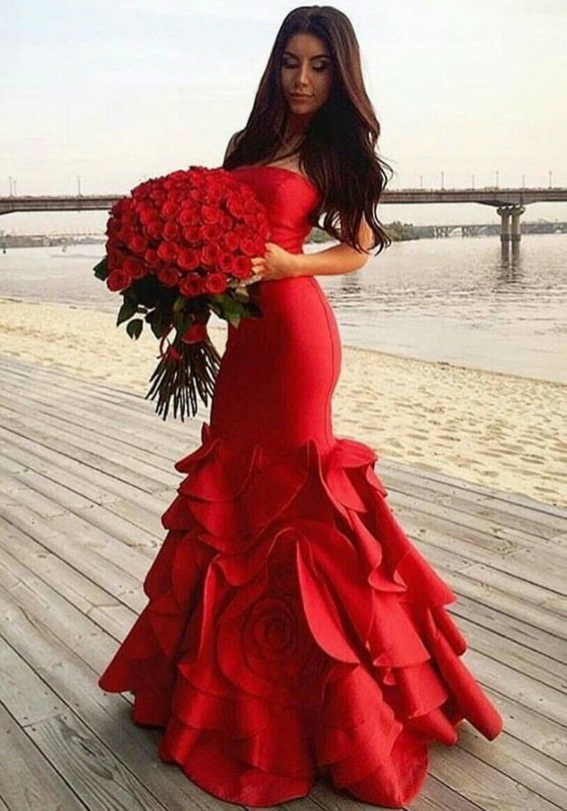 Цыганская невеста в Красном платье
