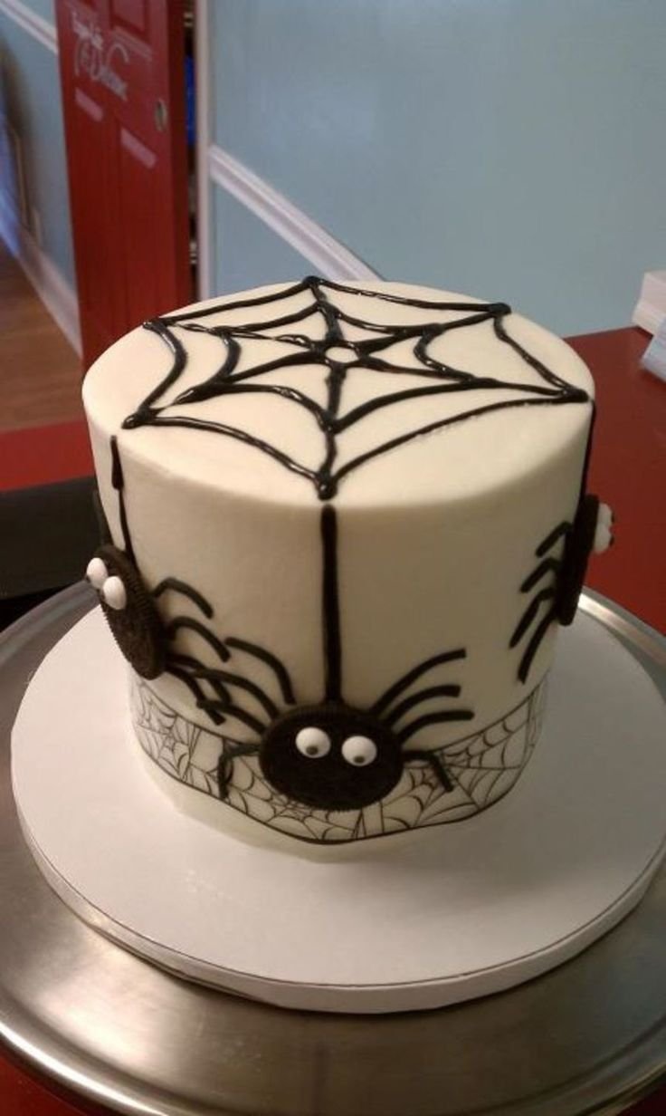 Как украсить пирог на Хэллоуин