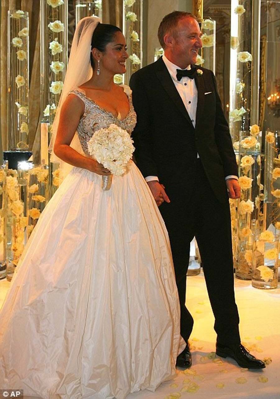 Сальма Хайек свадебное платье
