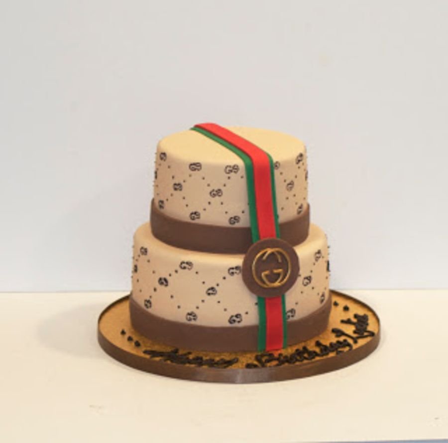 Торт в стиле Gucci