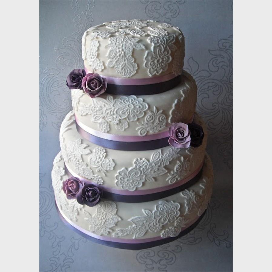 Свадебный торт сиреневый