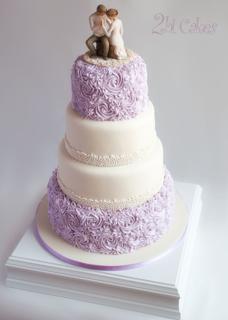 Свадебный лавандовый торт