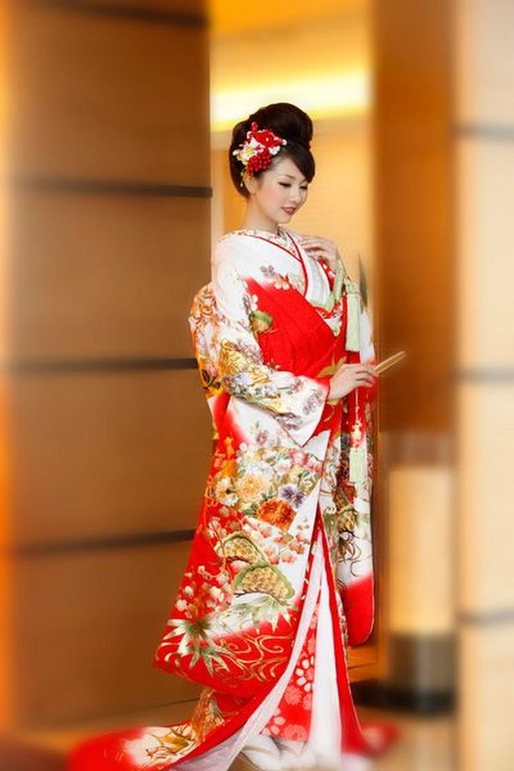Свадебное кимоно в Японии традиционное