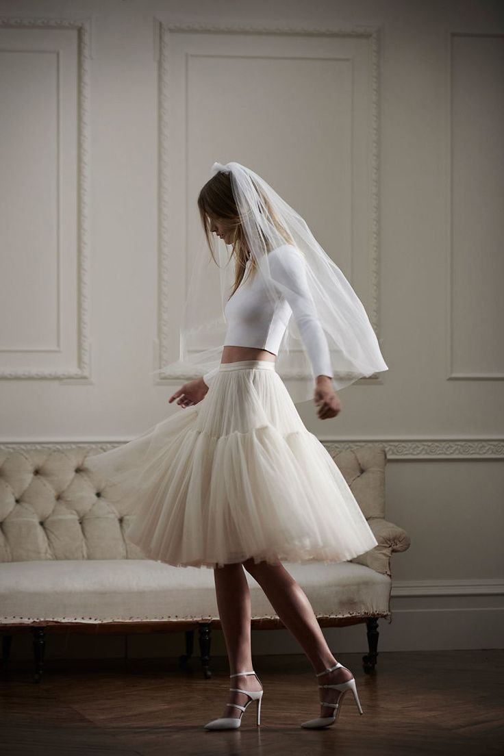 Свадебное платье с юбкой пачкой