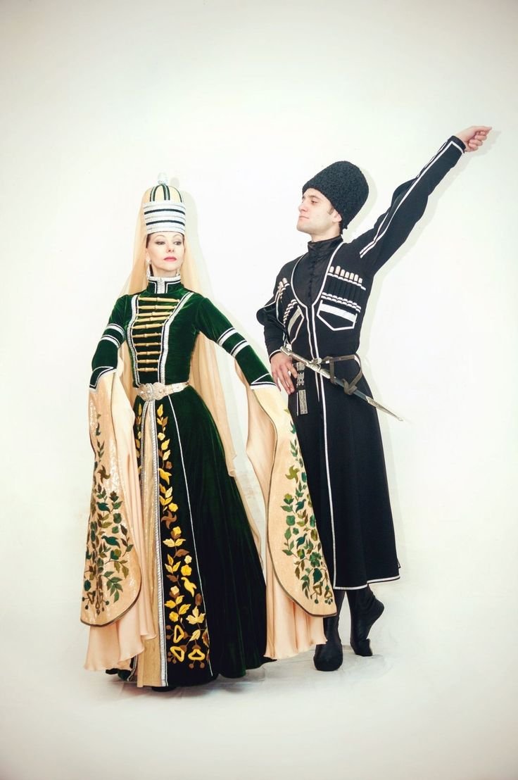 Национальный костюм кабардинцев Черкесов